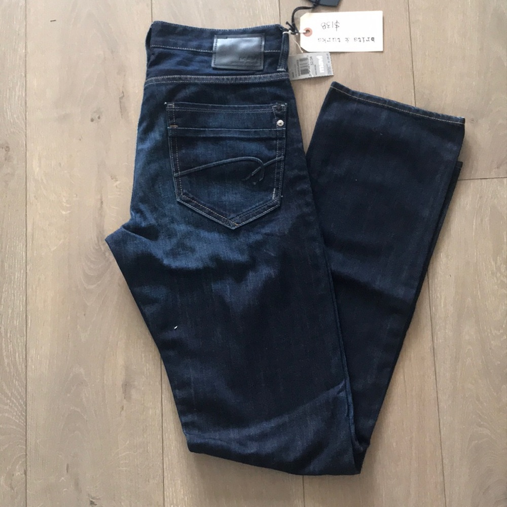 Mavi, men’s straight legged jeans